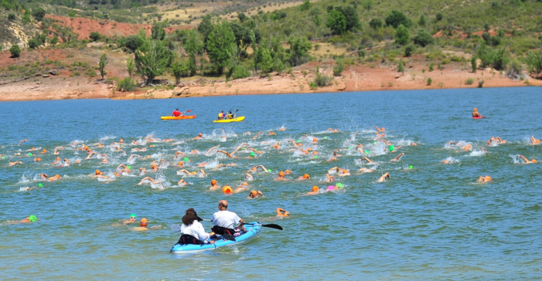 Nager dans le triathlon des Palmaces