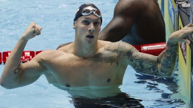 Caeleb Dressel celebrating a victory