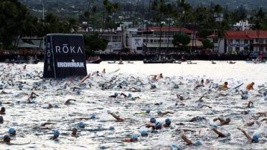 Swimming departure IRONMAN Kona