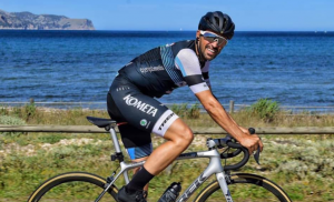 Alberto contador en una prueba cicloturista