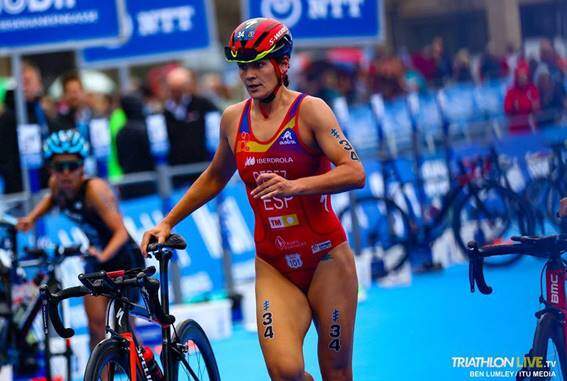 Sara Pérez in competizione in una coppa del mondo