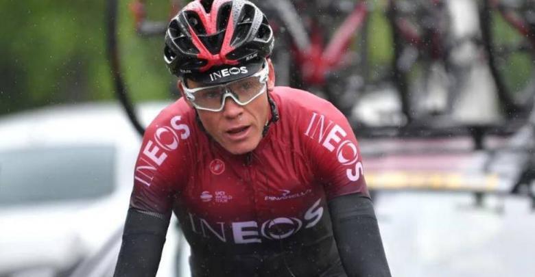 Chris Froome trains again two and a half months after the operation