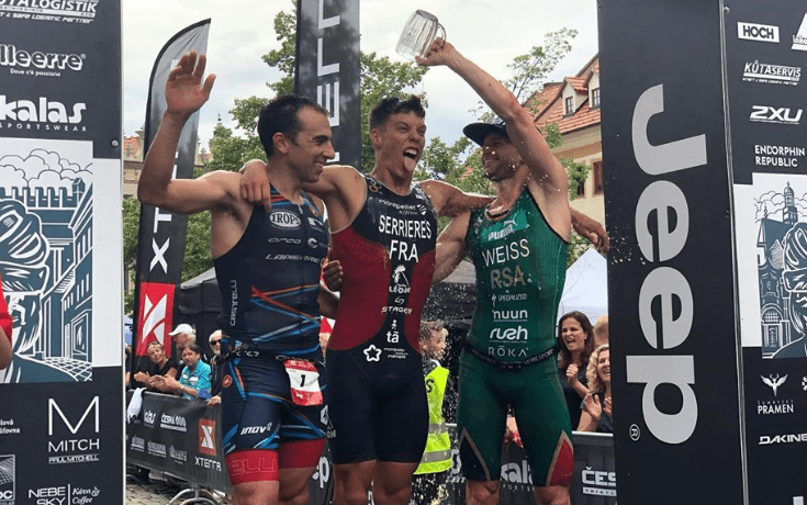 Rubén Ruzafa en el podium del Xterra de Republica Checa