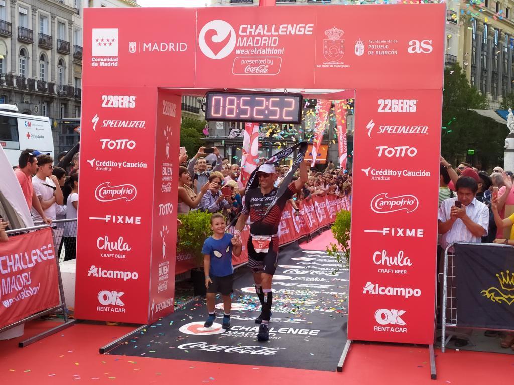 Víctor del corral ganando el Challenge Madrid