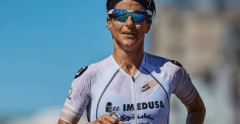 Gurutze Frades gewinnt Triathlon fromista