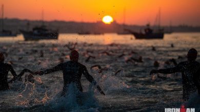 IRONMAN 70.3 Cascais - início de natação