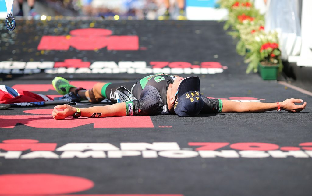Gustav Iden al acabar el IRONMAN 70.3 Niza