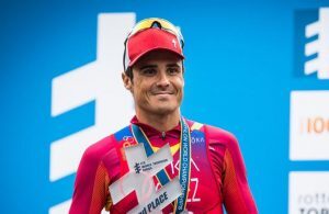 Javier Gómez Noya auf dem World Series Podium