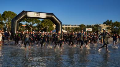 Départ pour la natation de la journée de natation, week-end de longue durée à Majorque