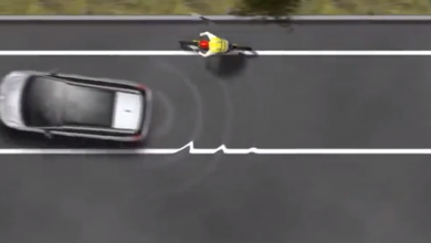 How to make a correct overtaking to a road cyclist?