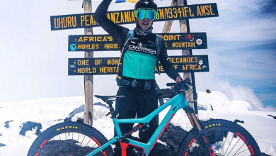  Tomi Misser en la cima del Kilimanjaro