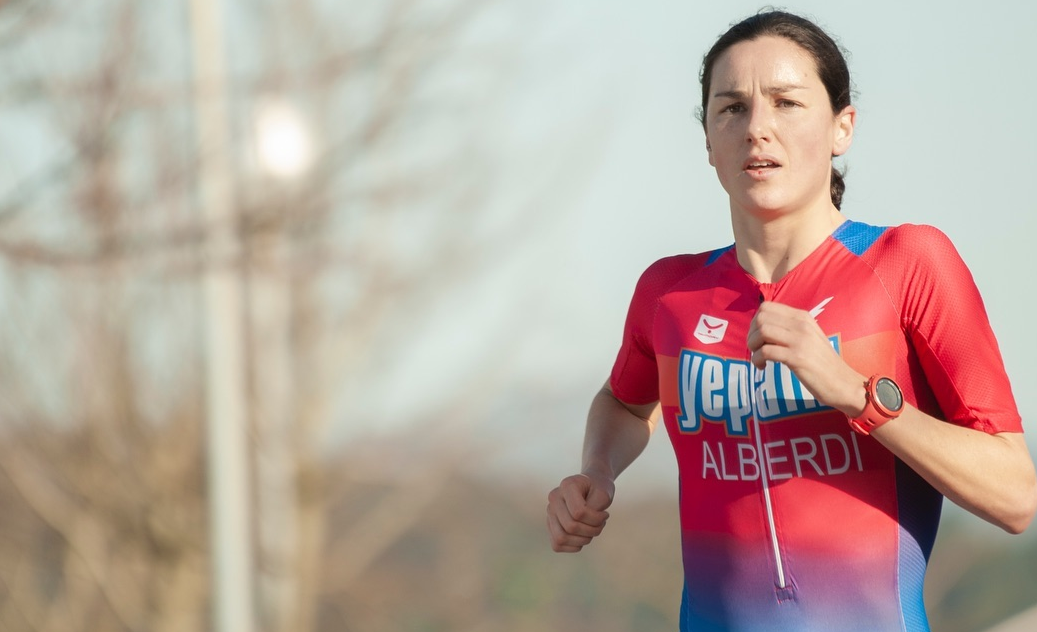 Helene Alberdi gana Bilbao Trialón