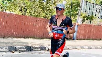 Javier Gómez Noya compitiendo en IRONMAN Malaysia