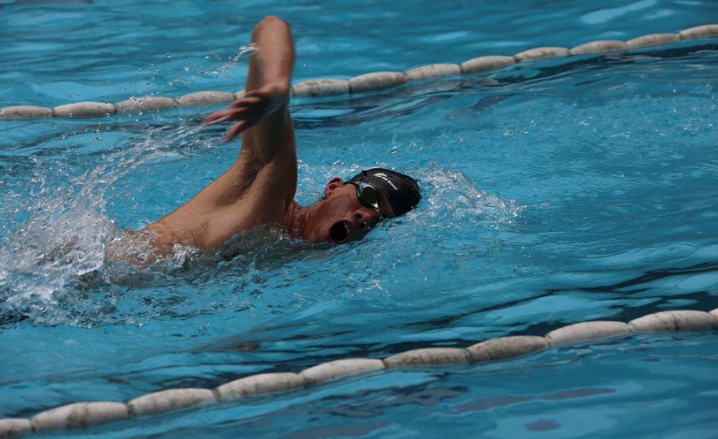 Wie trainiere ich Schwimmen in der Vorsaison?