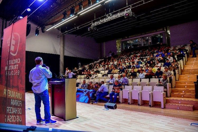 Presentación gala triatlon madrid 2019