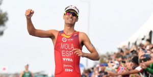 Mario Mola will receive the 2019 outstanding athlete award