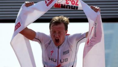 Kristian Blummenfelt beats the World record in the IRONMAN 70.3 Bahrain