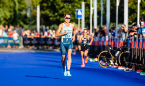 Flora Duffy second and Henri Schoeman third in her middle distance debut