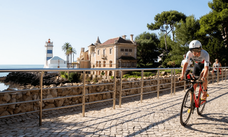 Segmento de ciclismo IRONMAN que entra pela cidade de Cascais