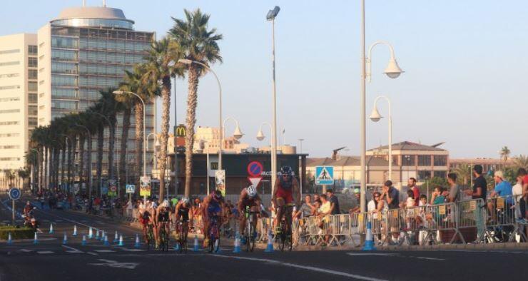 Melilla triathlon copa mundial de coronavírus adiado