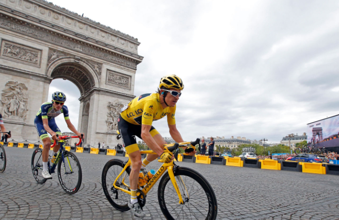 ciclistas profesionales francia entrenar 11 mayo