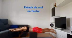 Entrenamiento de crol en casa sin material