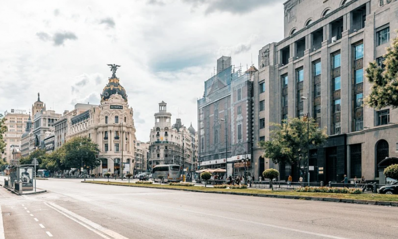 Madrid reabre los parques para paseos y deporte, pero no el retiro ni la Casa de Campo