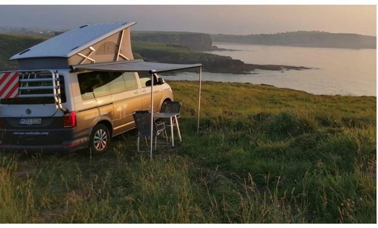 5 paradiesische Stauseen zum Schwimmen, die Sie in einem Wohnmobil genießen können