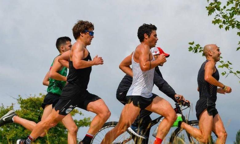 Noya, Dapena e alguns amigos fazendo o teste de 10 km