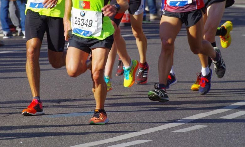 5 trucchi per evitare di correre sui tacchi