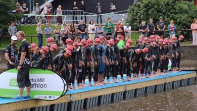 Start eines Triathlons in Tartu