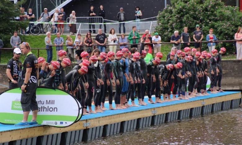 Début d'un triathlon à Tartu