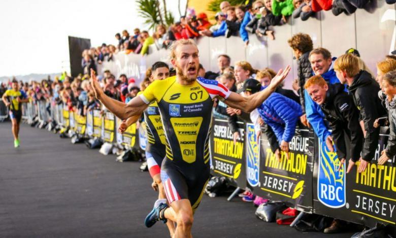 Traguardo della Super League Triathlon a Jersey