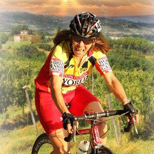 Una ciclista de 80 años positivo en un control antidoping - Noticias ciclismo Barbara Gicquel