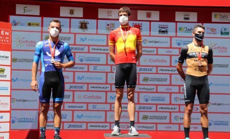 Ander Okamina en el podium