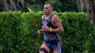 Rubén Ruzafa corriendo en el XTERRA Nouvelle-Aquitaine