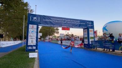 Alberto González campeón de España de triatlón elite 2020