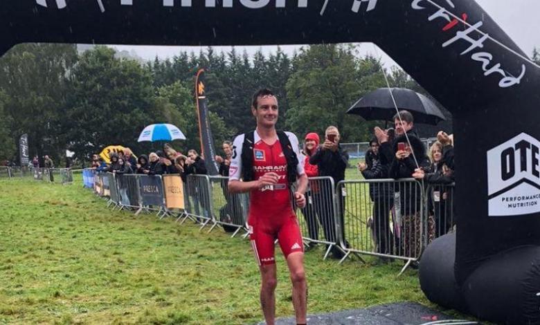 Alistair Brownlee vencendo o Helvellyn Triathlon