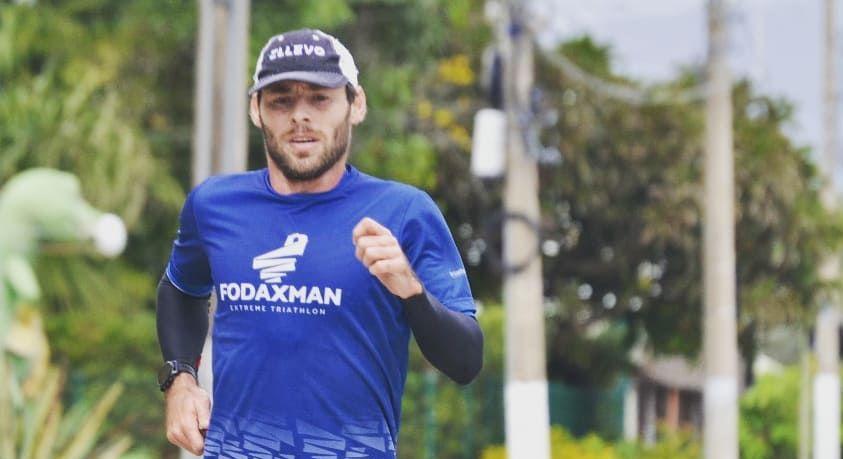 El triatleta Felipe Manente