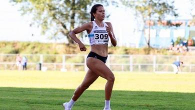 Joselyn Brea competindo no atletismo