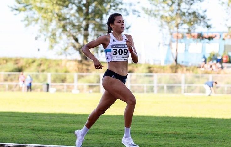 Joselyn Brea competing in track and field