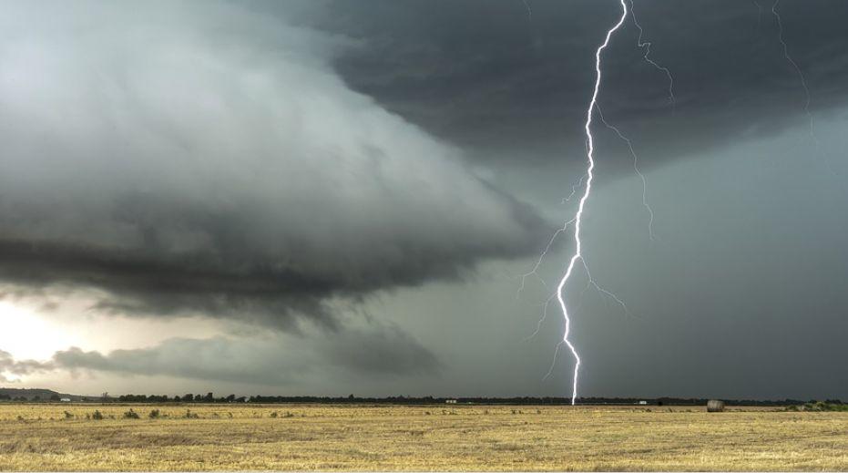 Lightning striking the middle of the field