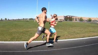 Lionel Sanders entrenando con su madre