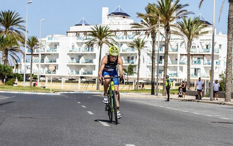 Segmento ciclista en Roquetas de Mar