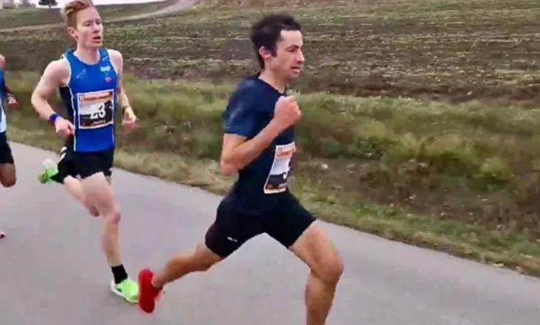 Kilian Jornet corriendo en el 10k de Hytteplanmila