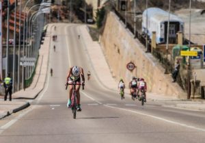 Segmento ciclistico di un duathlon