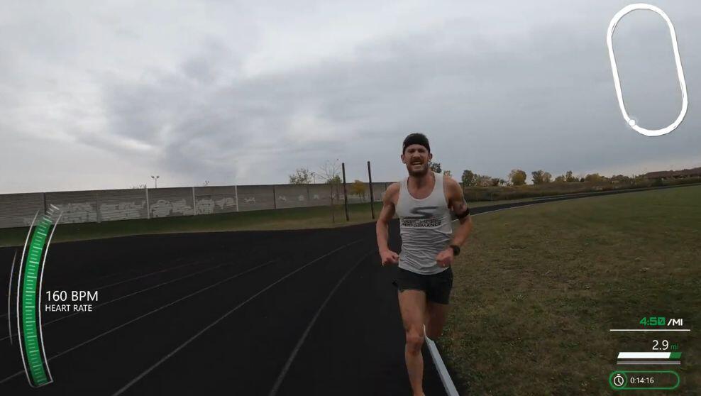 Lionel Sanders batiendo su récord personal en 5.000 metros