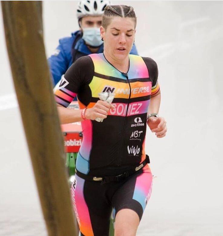 Conociendo a Laura Gómez., Campeona de España de Triatlón MD 2020 - Inverse Noticias Triatlón Laura Gómez compitiendo en Bilbao
