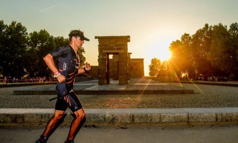 Korridor im Debod-Tempel der Herausforderung Madrid