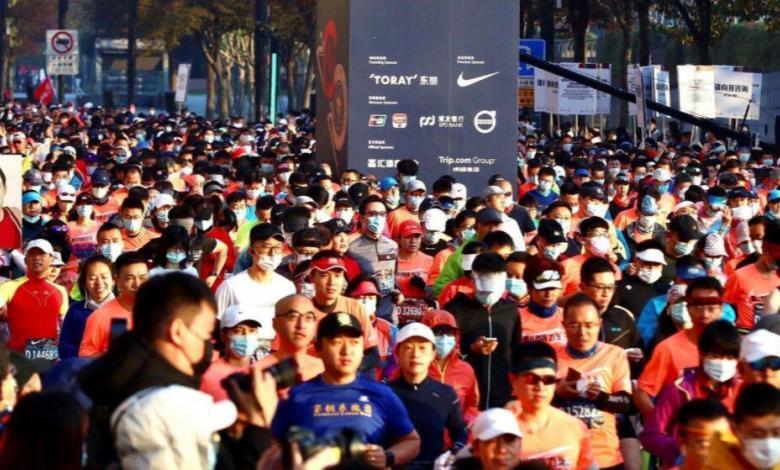 Inizio della maratona di Shanghai